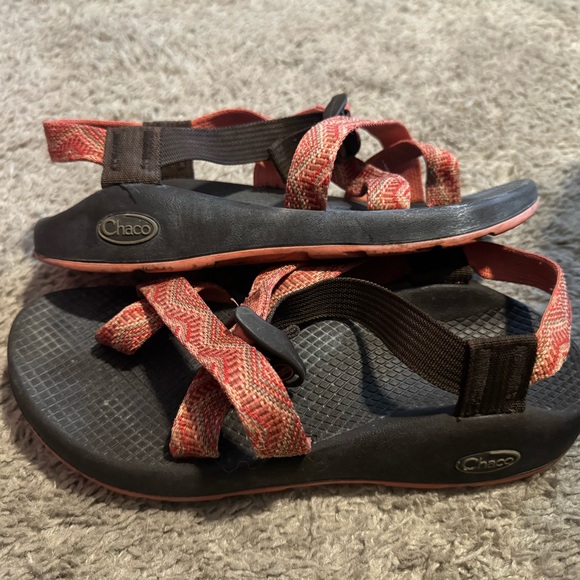 Chacos Size 6 - Picture 2 of 3
